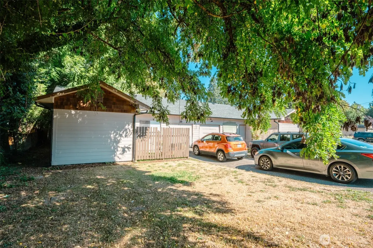 1126 Puget Street Ne, Olympia, WA 98506 - #1