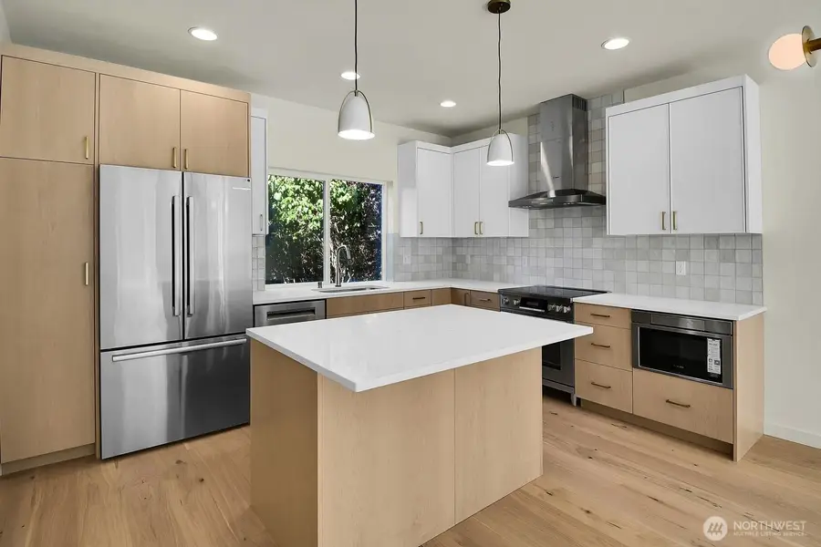2606 NW 62nd Street, Seattle, WA 98107 - #3