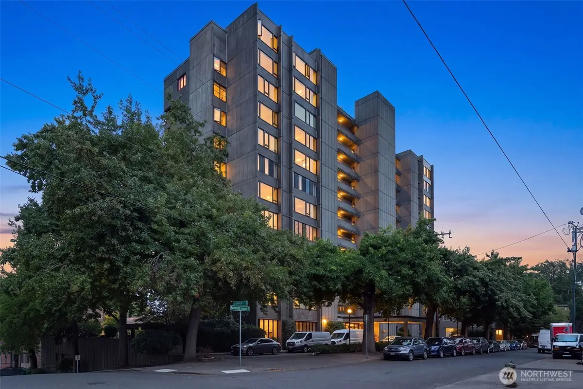 601 Belmont Avenue E #B2, Seattle, WA 98102 - #1