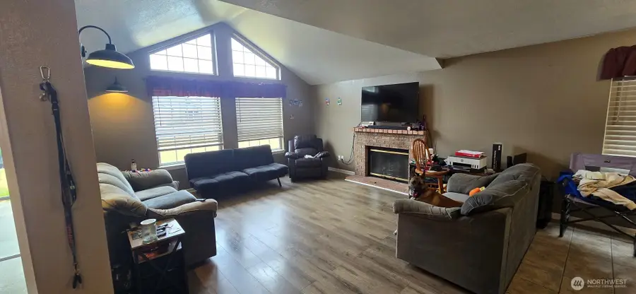 3715 Prairie Avenue, Centralia, WA 98531 - #3