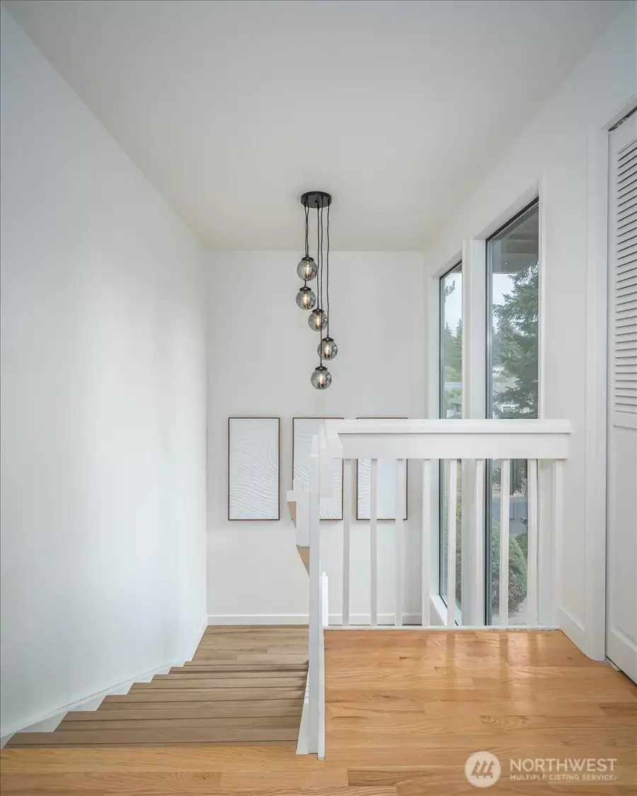 3715 81st Avenue Se, Mercer Island, WA 98040 - #3