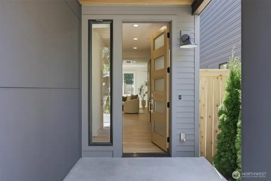 10026 Slater Avenue Ne, Kirkland, WA 98033 - #3