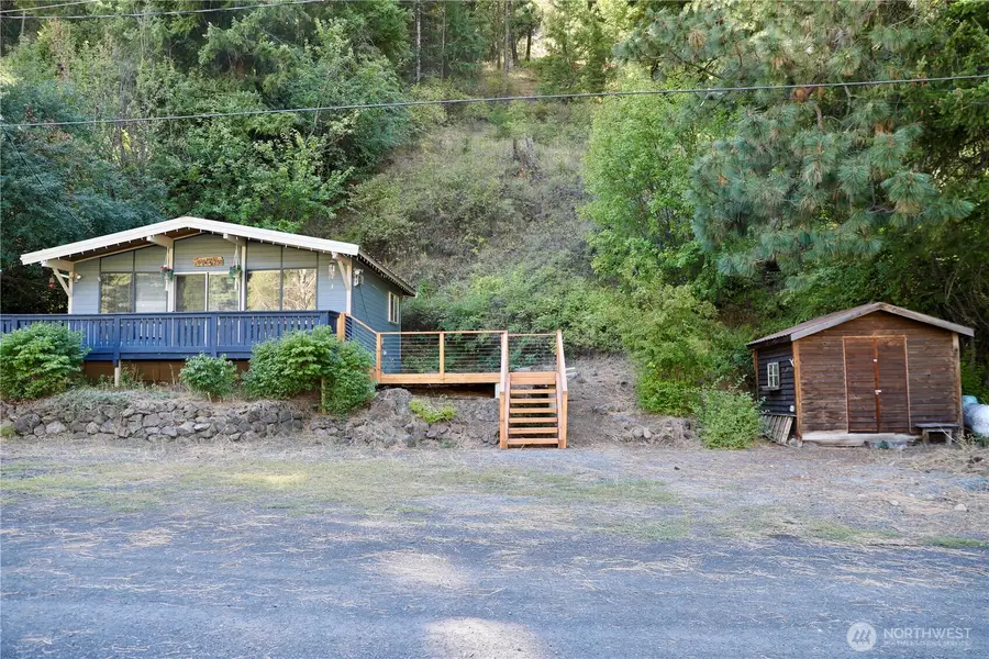 230 Pine Cliffs Drive, Naches, WA 98937 - #2