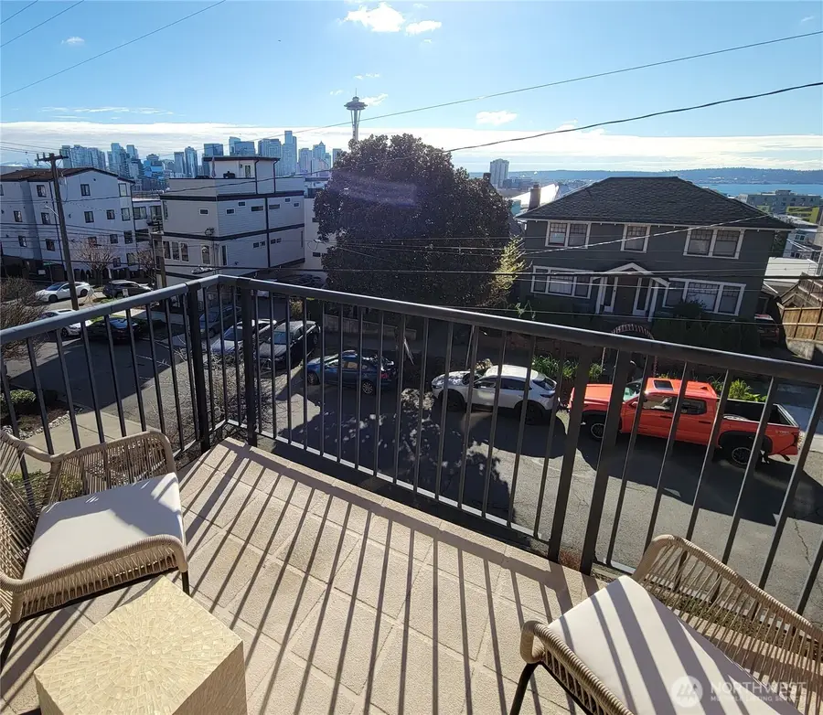116 Aloha Street #116, Seattle, WA 98109 - #3