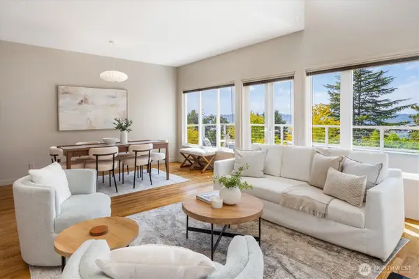 101 NW 58th Street #12, Seattle, WA 98107
