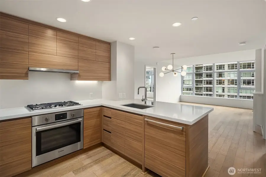 583 Battery St #2208N, Seattle, WA 98121 - #2