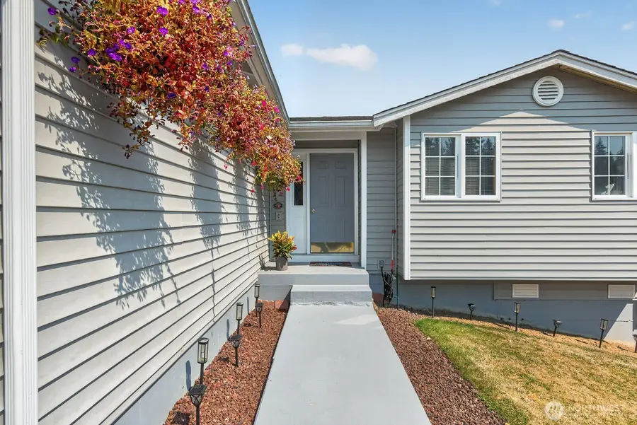 27215 Manor Place Nw, Stanwood, WA 98292 - #2
