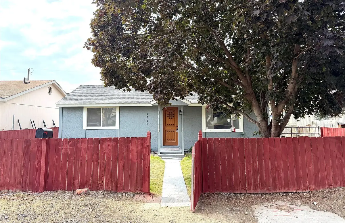 1215 Yakima Street Se, Ephrata, WA 98823 - #1