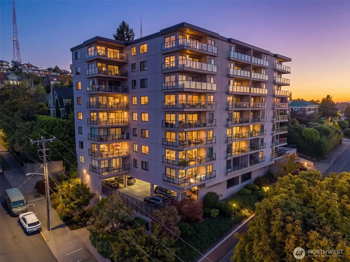 100 Ward Street #303, Seattle, WA 98109 - #1