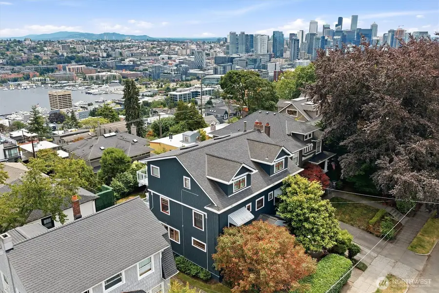 1518 4th Avenue N, Seattle, WA 98109 - #2