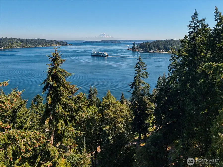 3696 Lavender Lane Ne, Bainbridge Island, WA 98110 - #3