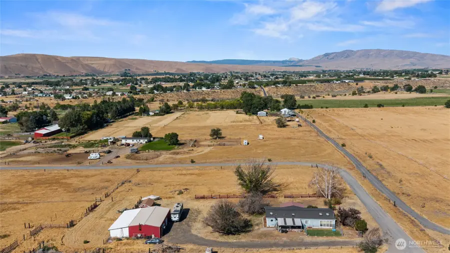 10 Birdsdale Road, Selah, WA 98942 - #2