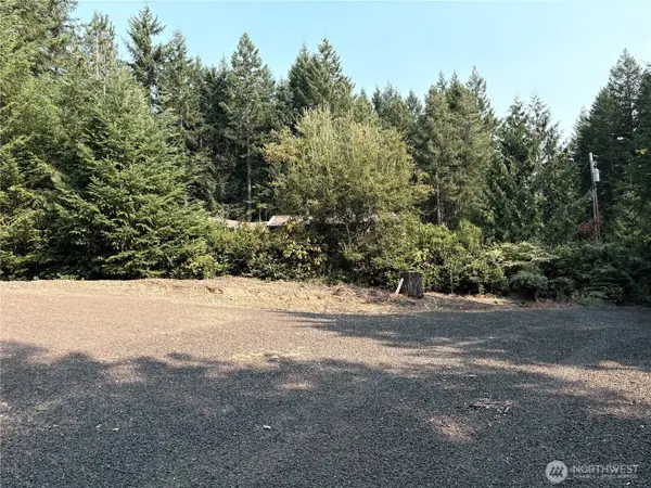 110 N Napilikai Drive, Lilliwaup, WA 98555