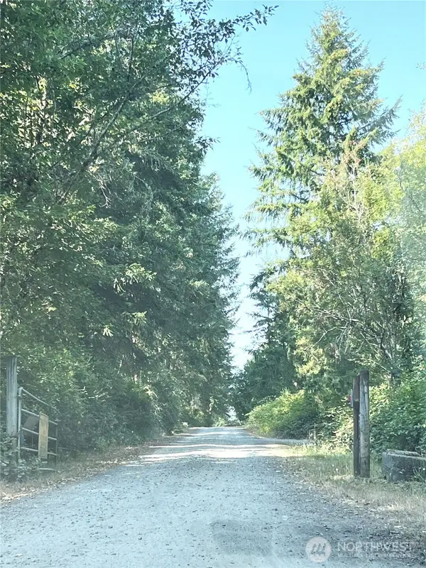 1209 196th Avenue Nw, Lakebay, WA 98349