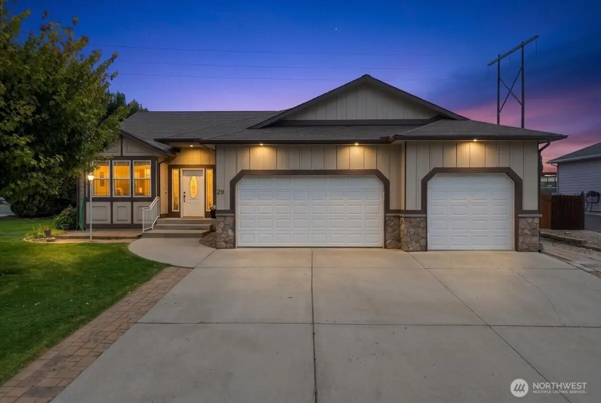 29 S Meadowbrook Lane, East Wenatchee, WA 98802 - #1