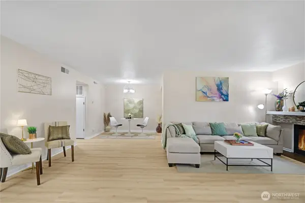 11506 NE 128th Street #22, Kirkland, WA 98034