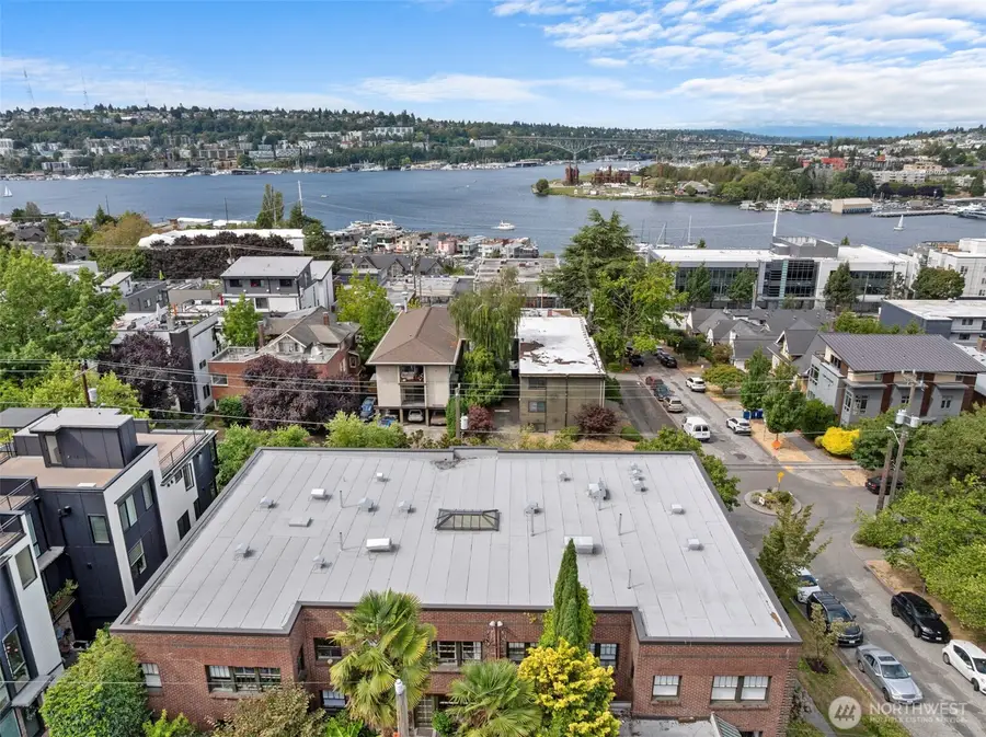 2634 Franklin Avenue E #202, Seattle, WA 98102 - #2