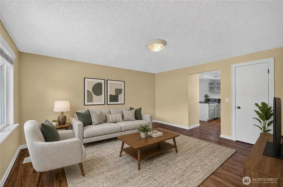 7825 Highland Drive, Everett, WA 98203 - #3