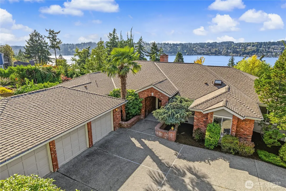 15302 61st Place Ne, Kenmore, WA 98028 - #1