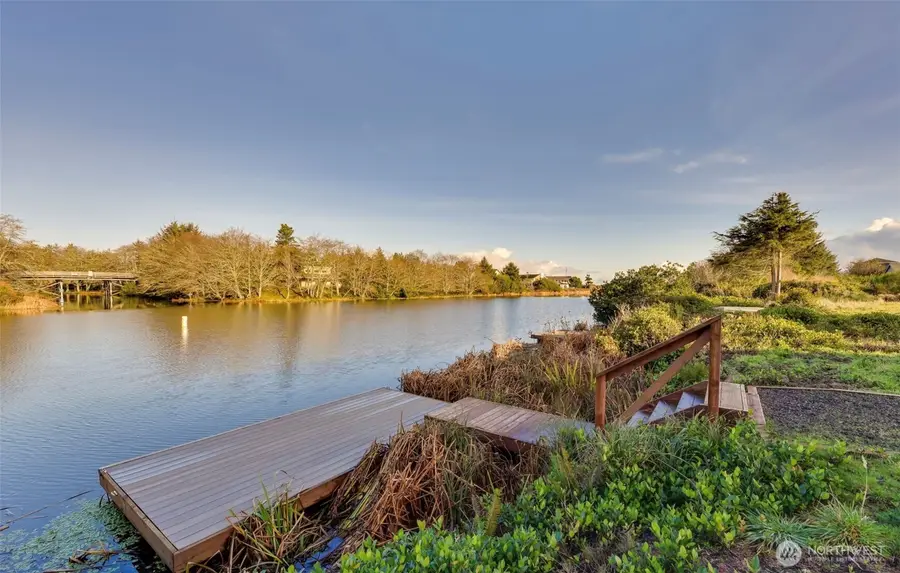 1006 Point Brown Avenue Se, Ocean Shores, WA 98569 - #2