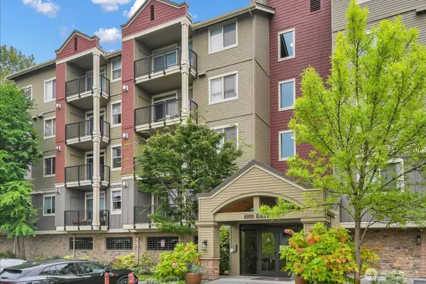 6800 132nd Place Se #E-401, Newcastle, WA 98059