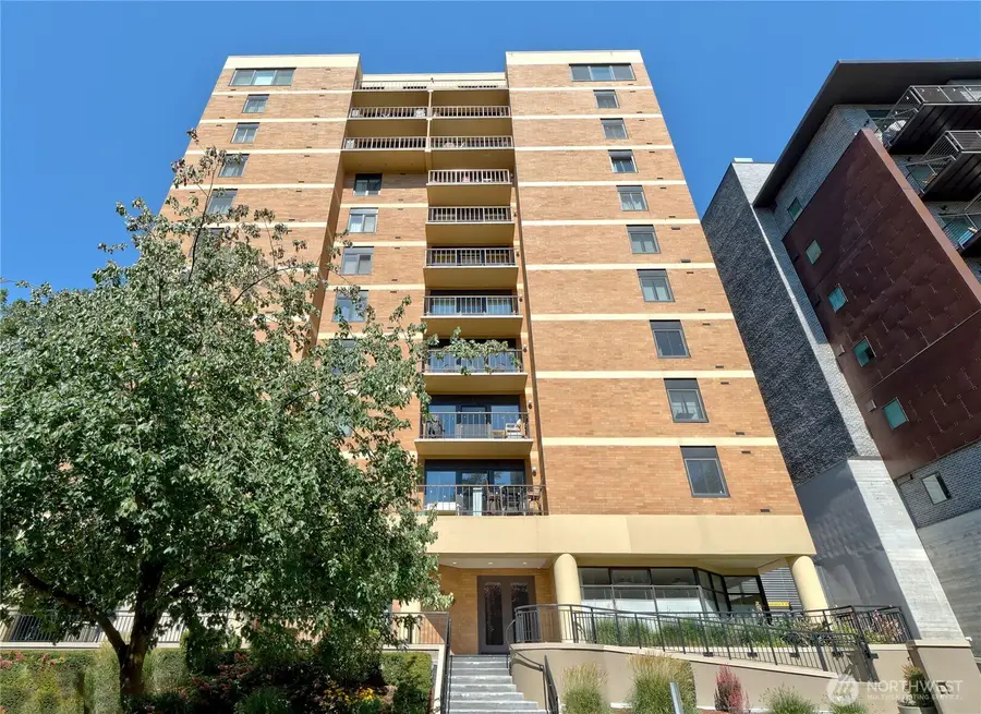 1300 University Street #2A, Seattle, WA 98101 - #3