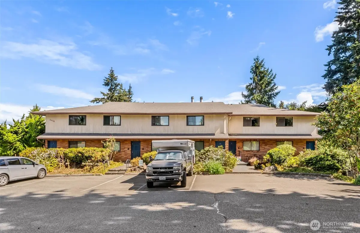 2418 Euclid Avenue #6, Everett, WA 98203 - #1