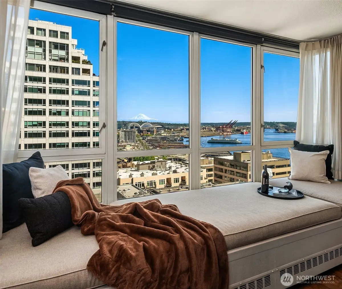 2125 1st Avenue #1304, Seattle, WA 98121 - #1