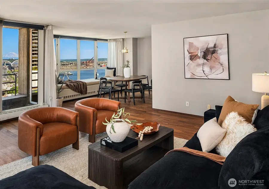 2125 1st Avenue #1304, Seattle, WA 98121 - #3