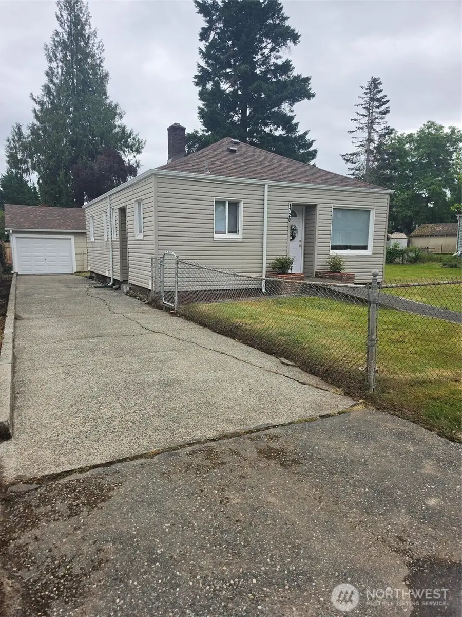1720 Snyder Avenue, Bremerton, WA 98312 - #2