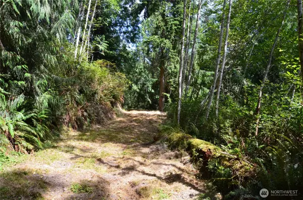 3900 Paradise Bay Road, Port Ludlow, WA 98365