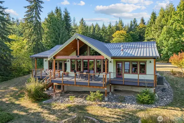 156 Hazel Point Court, Quilcene, WA 98376
