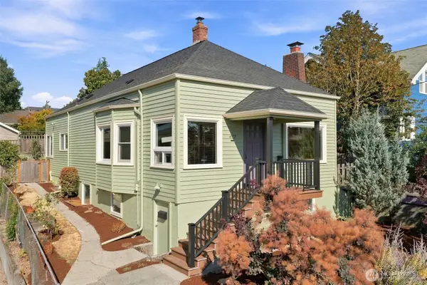 4117 Eastern Avenue N, Seattle, WA 98103