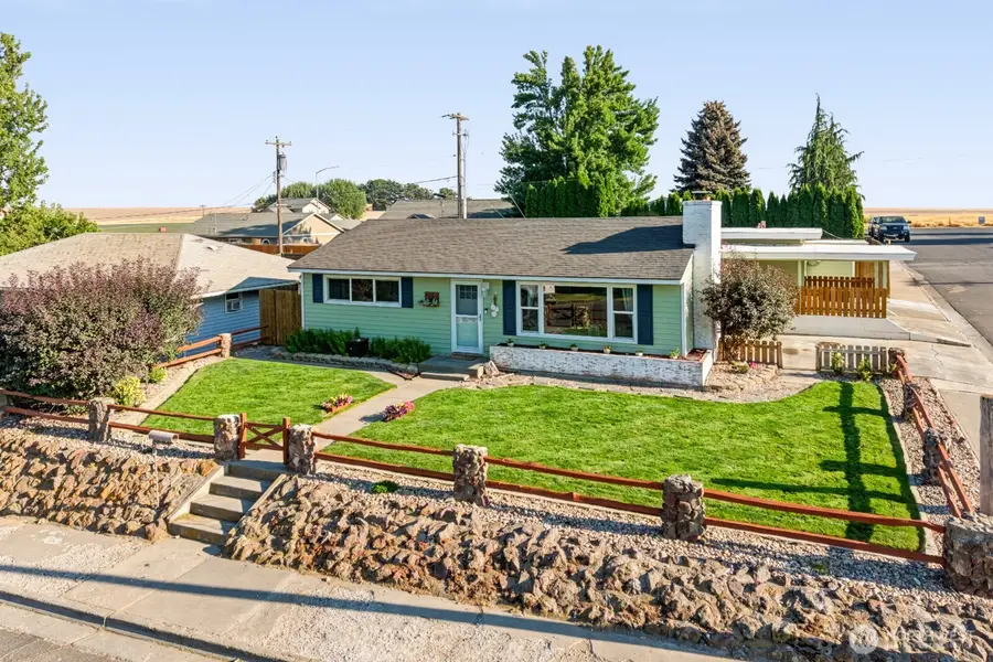 301 E 8th Street, Warden, WA 98857 - #2