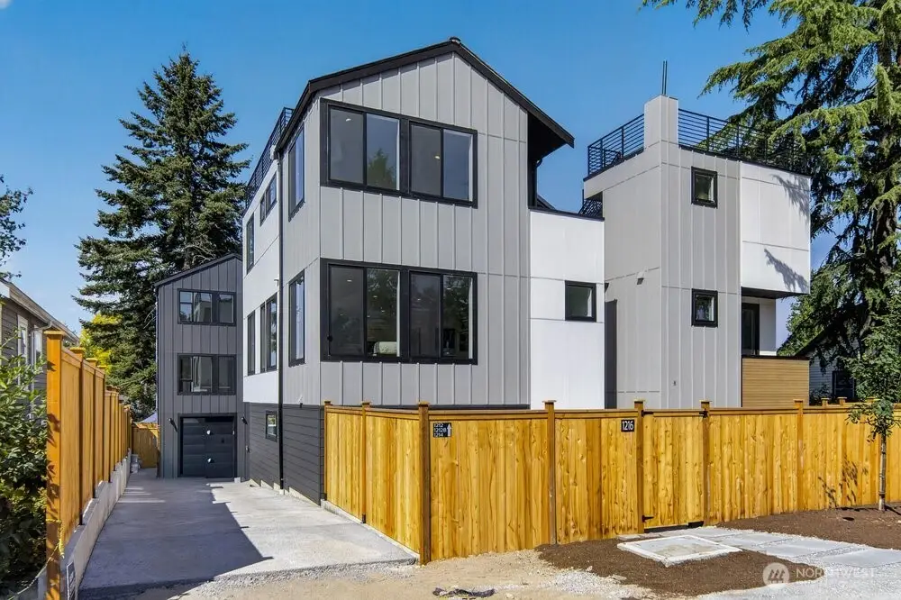 1216 NE 100th Street, Seattle, WA 98125 - #1