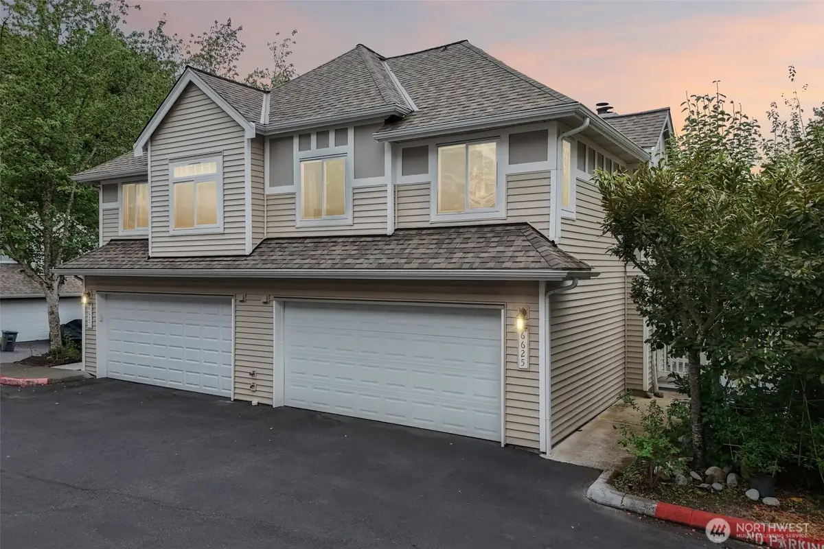 6625 SE Cougar Mountain Way #2, Bellevue, WA 98006 - #1