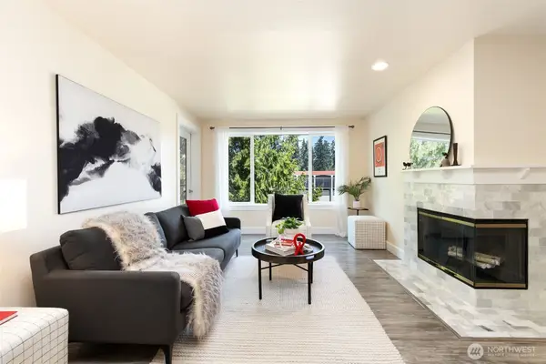 300 N 130th Street #7207, Seattle, WA 98133