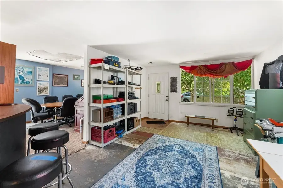 8730 Palatine Avenue N, Seattle, WA 98103 - #3