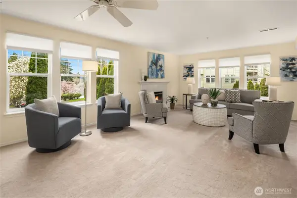 4133 224th Lane Se #213, Issaquah, WA 98029