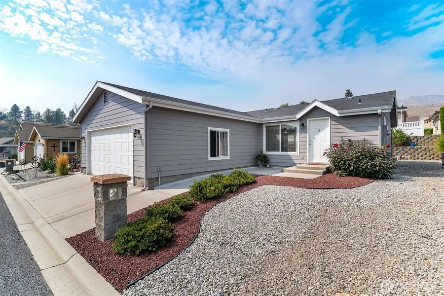 1228 Hill Street, Wenatchee, WA 98801 - #2