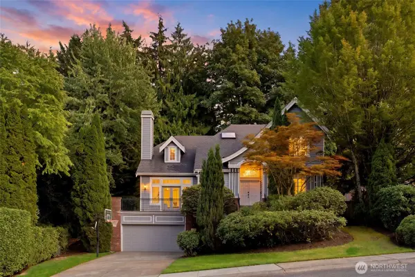 17033 NE 108th Way, Redmond, WA 98052