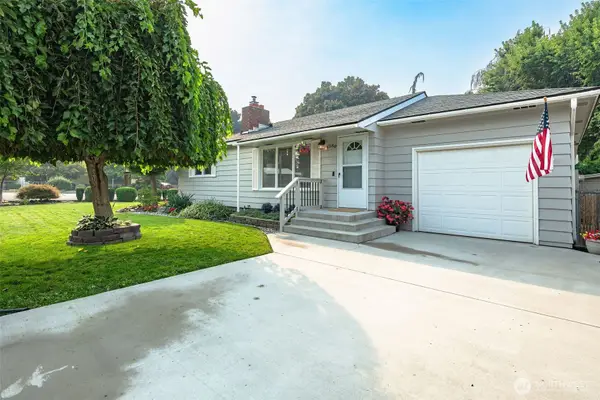 1388 Tedford Street Se, East Wenatchee, WA 98802