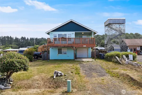 48540 Pacific Boulevard Nw, Moclips, WA 98562