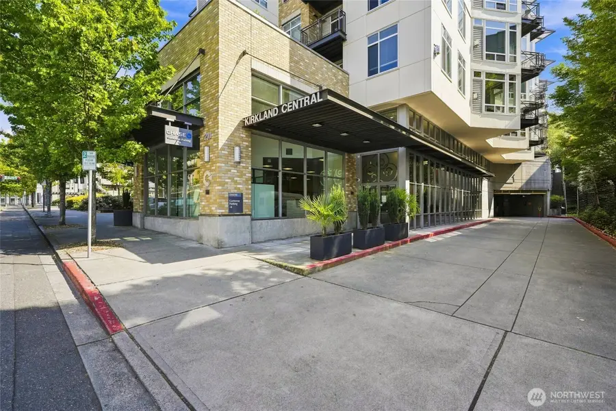 211 Kirkland Avenue #221, Kirkland, WA 98033 - #2