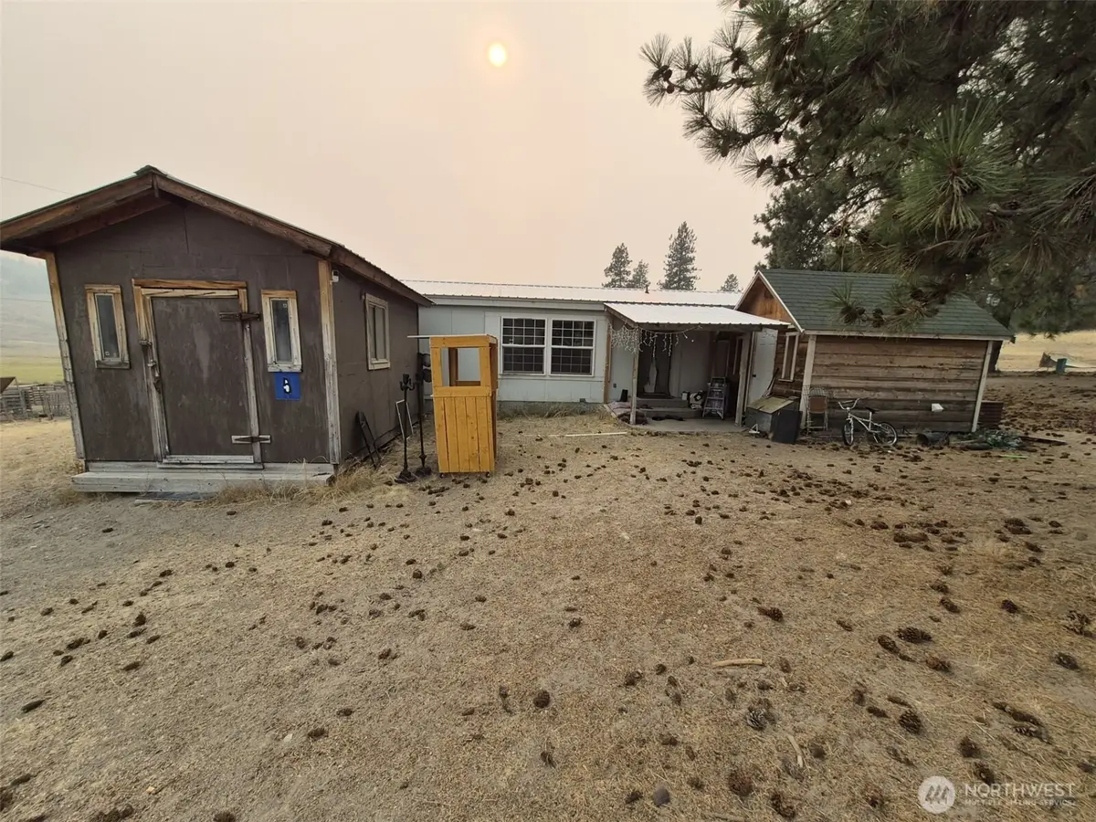 5 Cayuse Mountain Road, Tonasket, WA 98855 - #1