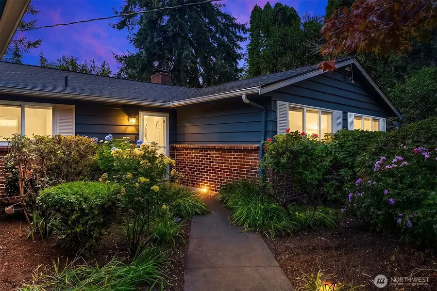 16217 NE 25th Street, Bellevue, WA 98008 - #2