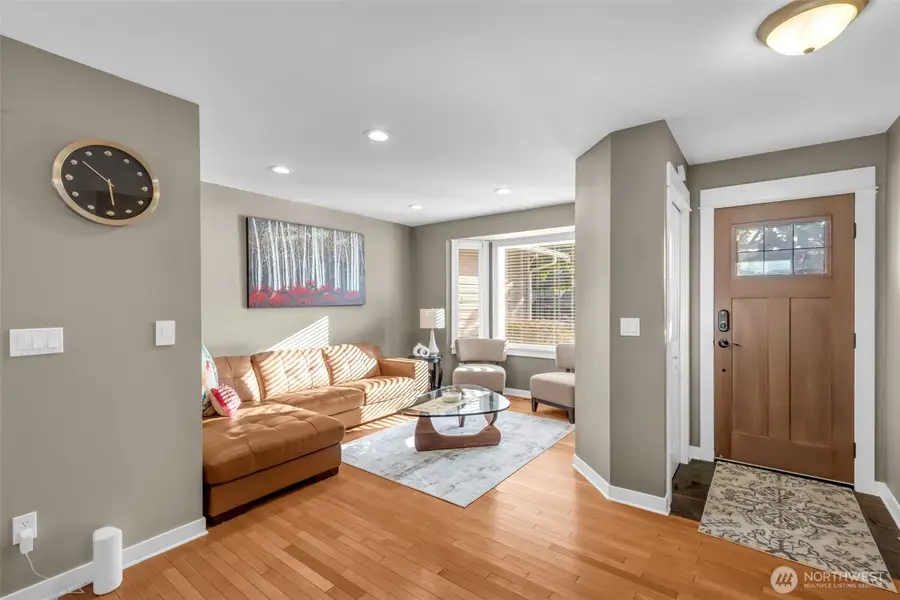 1740 211th Way Ne, Sammamish, WA 98074 - #2