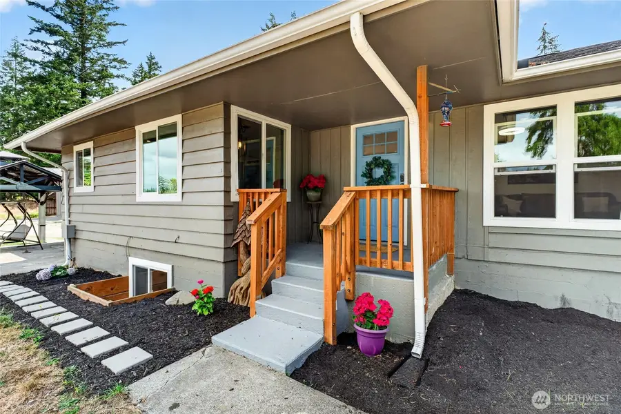 39611 62nd Avenue E, Eatonville, WA 98328 - #2
