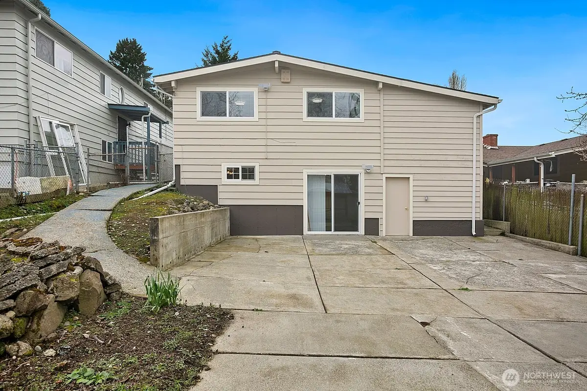 7226 33rd Avenue S, Seattle, WA 98118 - #1