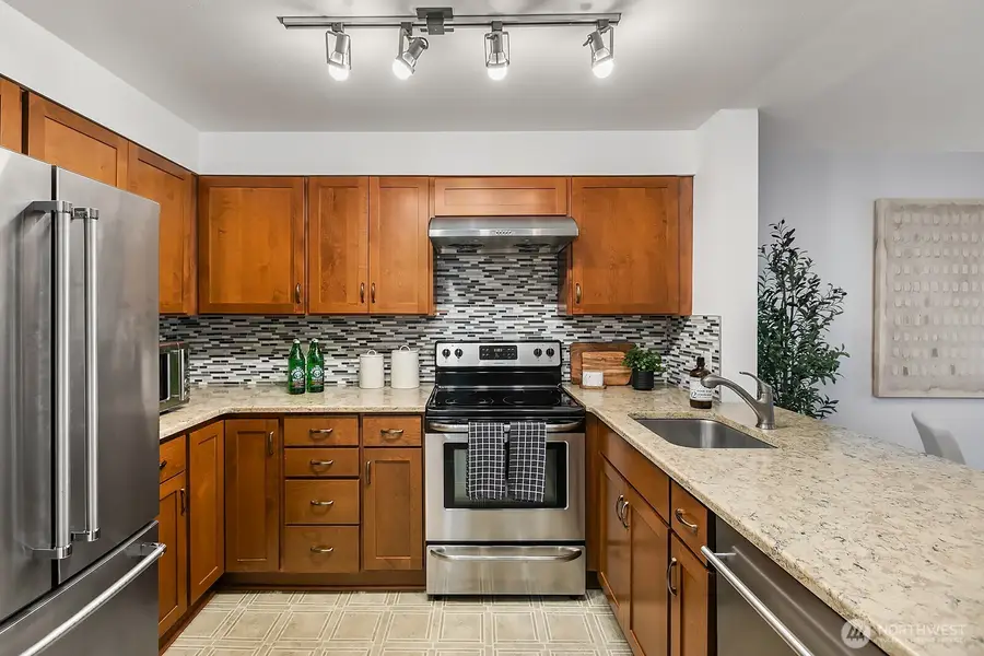 1300 W Boston Street #24, Seattle, WA 98119 - #3